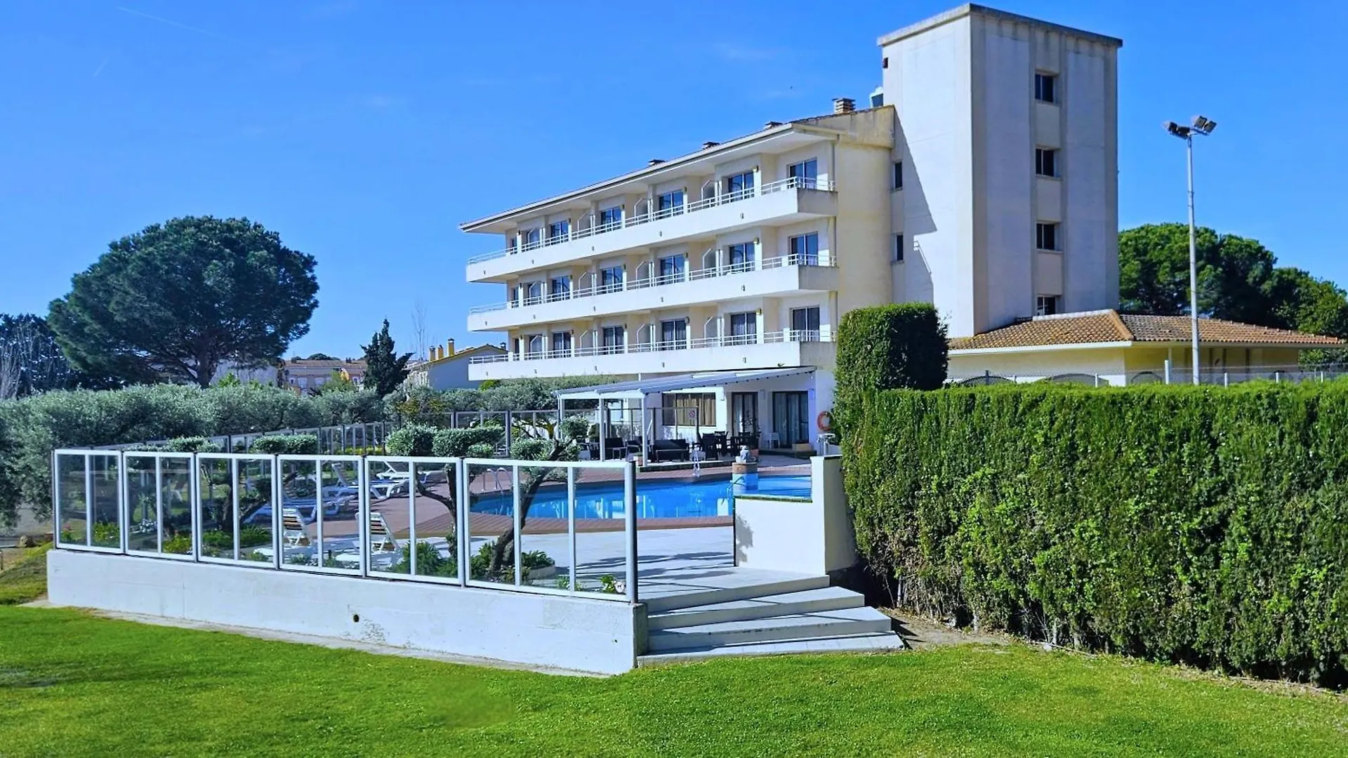 Apartamentos La Masia L'Estartit