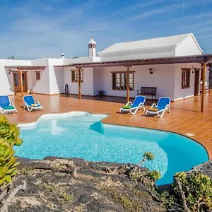 casa-lola-lanzarote.in-canary-islands.com/