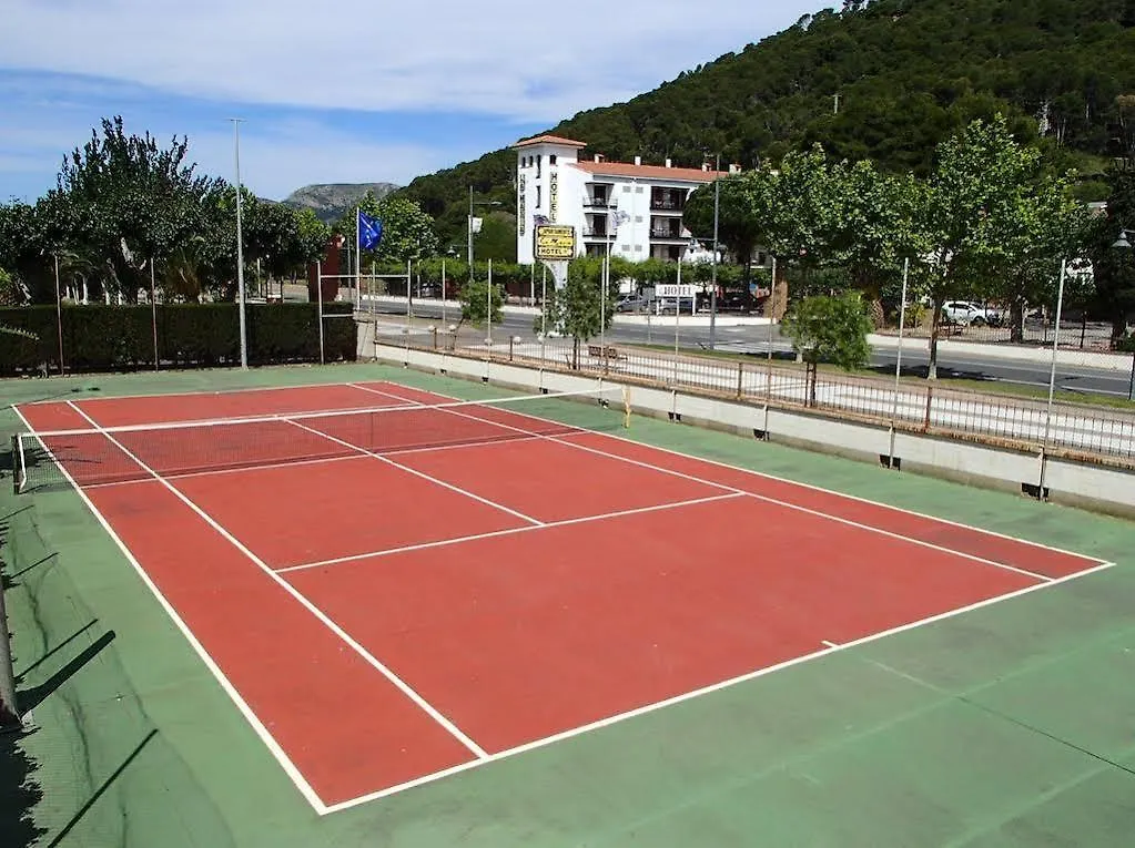 Apartamentos La Masia 레스타르티트