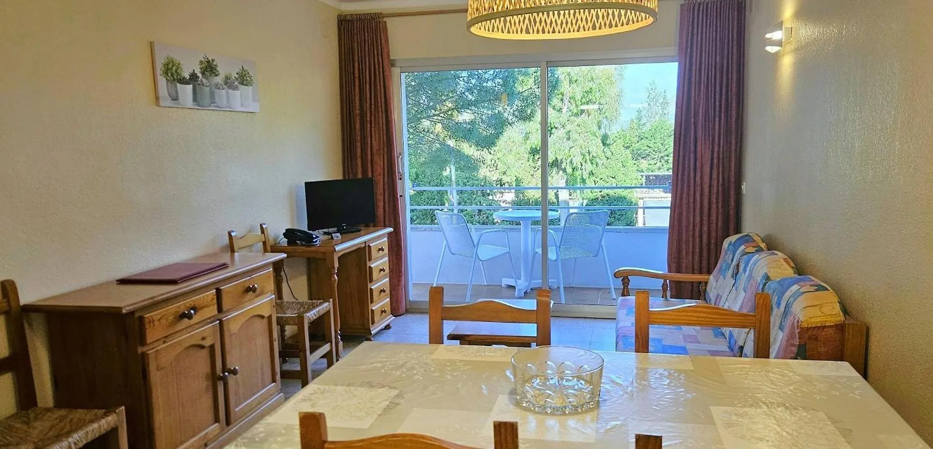 Apartamentos La Masia 레스타르티트 아파트