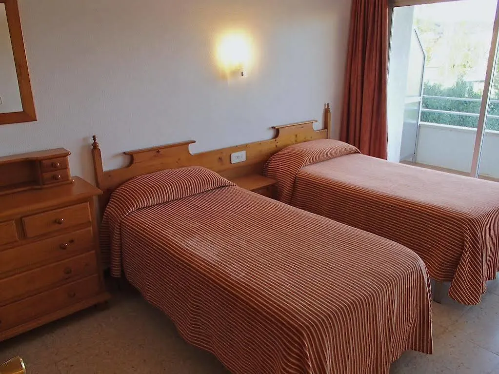 아파트 Apartamentos La Masia 레스타르티트